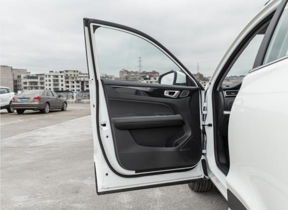 炫界 2021款 1.5L CVT优享版 车厢座椅   前门板