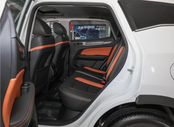 炫界Pro 2021款 1.5L 手动劲酷版 车厢座椅   后排空间