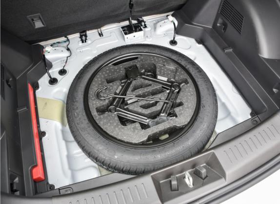 炫界Pro 2021款 1.5T CVT劲豪版 其他细节类   备胎