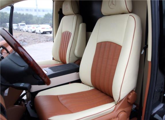 卡升威霆 2015款 C7 3.0L 商旅尊贵型C款升级版 车厢座椅   前排空间