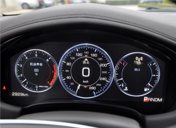 凯迪拉克XTS 2013款 28T 领先型 中控类   仪表盘