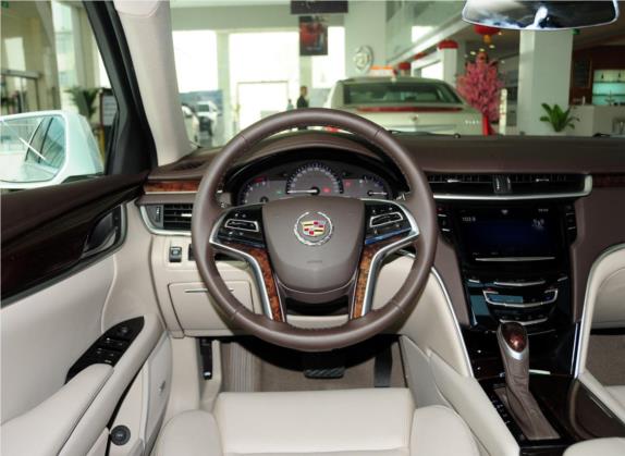 凯迪拉克XTS 2014款 28T 精英型 中控类   驾驶位