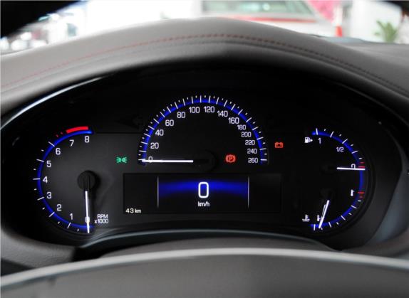凯迪拉克XTS 2014款 28T 精英型 中控类   仪表盘