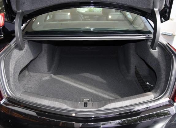凯迪拉克CT6 2017款 40T 豪华型 车厢座椅   后备厢