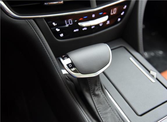 凯迪拉克CT6 2017款 40T 领先型 中控类   挡把