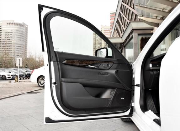凯迪拉克CT6 2019款 28T 豪华型 车厢座椅   前门板