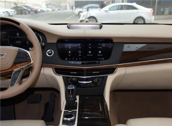 凯迪拉克CT6 2019款 40T 铂金版 中控类   中控台