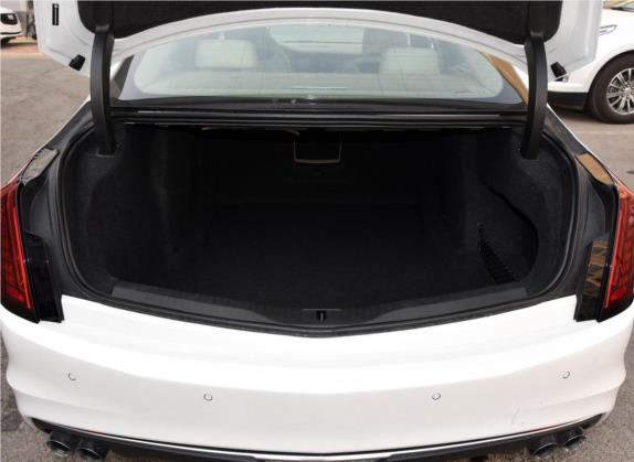 凯迪拉克CT6 2019款 40T 铂金版 车厢座椅   后备厢