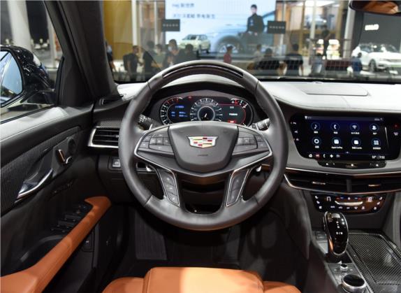 凯迪拉克CT6 2021款 28T 冠军限量版 中控类   驾驶位