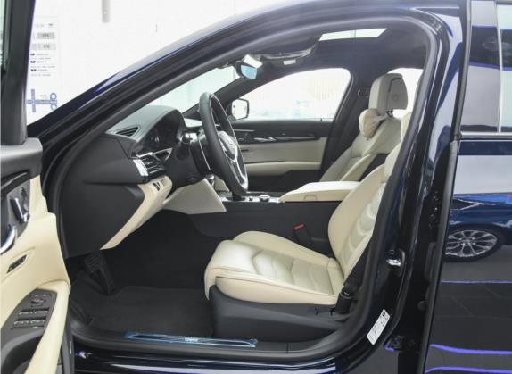 凯迪拉克CT6 2022款 28T 120周年限量版 车厢座椅   前排空间