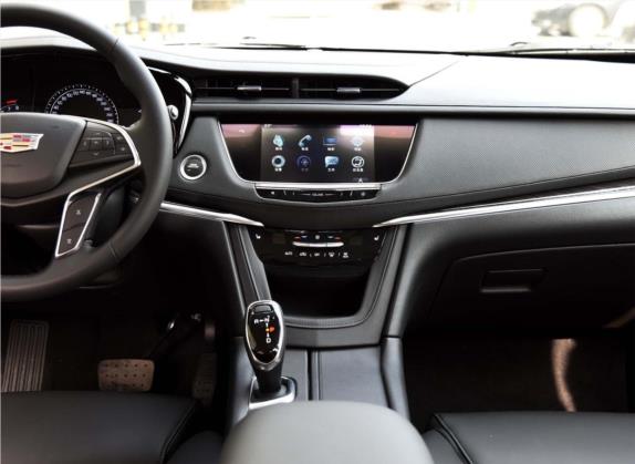 凯迪拉克XT5 2016款 28T 四驱豪华型 中控类   中控台
