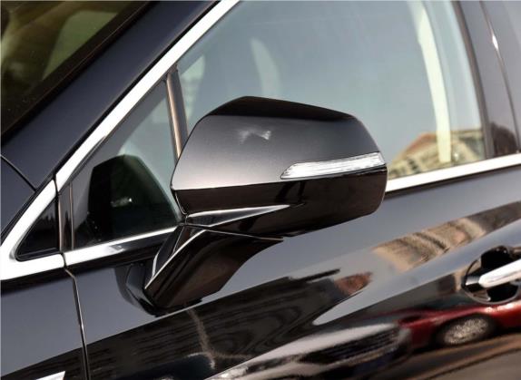 凯迪拉克XT5 2016款 28T 四驱豪华型 外观细节类   外后视镜