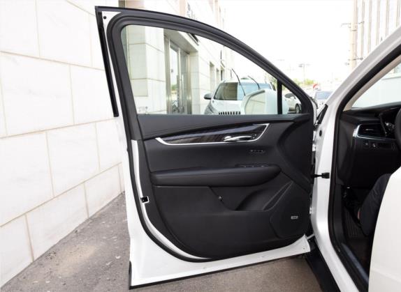 凯迪拉克XT5 2017款 周年庆版 28T 四驱豪华型 车厢座椅   前门板