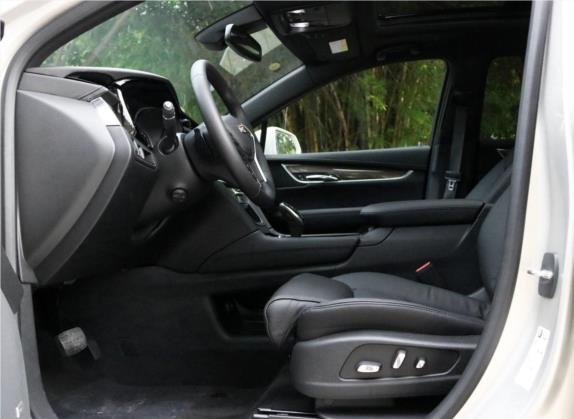 凯迪拉克XT5 2017款 周年庆版 28T 四驱领先型 车厢座椅   前排空间
