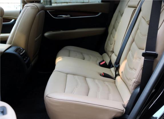 凯迪拉克XT5 2017款 周年庆版 28T 四驱铂金版 车厢座椅   后排空间