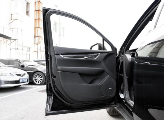 凯迪拉克XT5 2018款 25T 技术型 车厢座椅   前门板