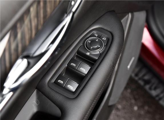 凯迪拉克XT5 2018款 28T 四驱技术型 车厢座椅   门窗控制