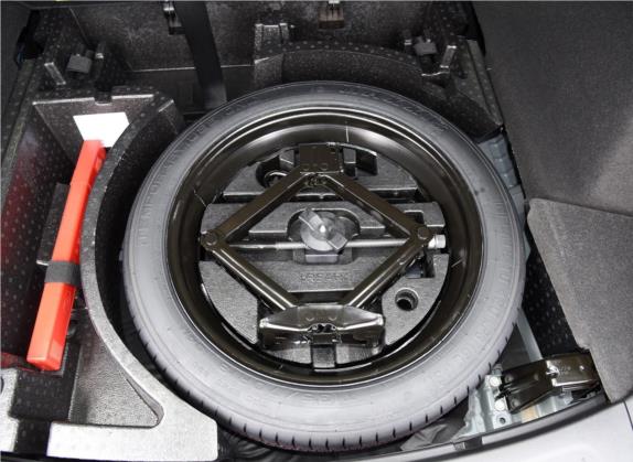 凯迪拉克XT5 2020款 28T 四驱技术型 其他细节类   备胎