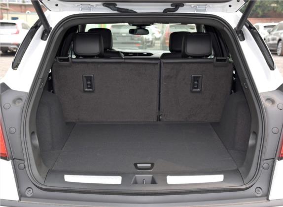 凯迪拉克XT5 2020款 28T 四驱豪华型 车厢座椅   后备厢