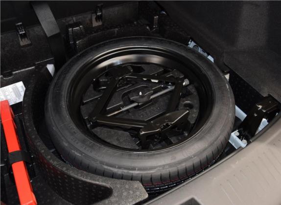 凯迪拉克XT5 2020款 改款 28T 技术型 其他细节类   备胎