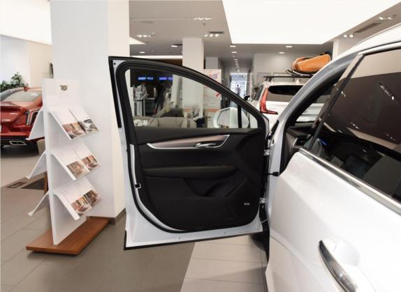 凯迪拉克XT5 2020款 改款 28T 技术型 车厢座椅   前门板