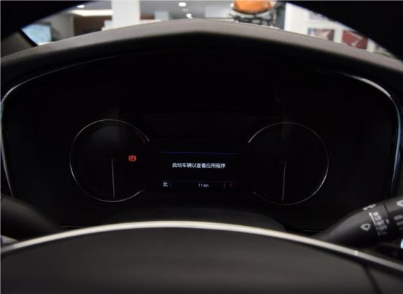 凯迪拉克XT5 2020款 改款 28T 技术型 中控类   仪表盘