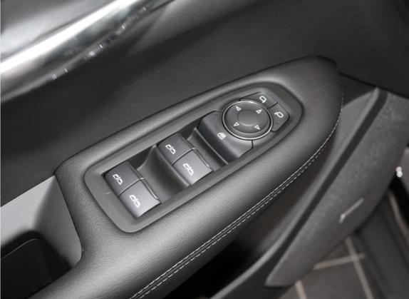 凯迪拉克XT5 2020款 改款 28T 四驱技术型 车厢座椅   门窗控制