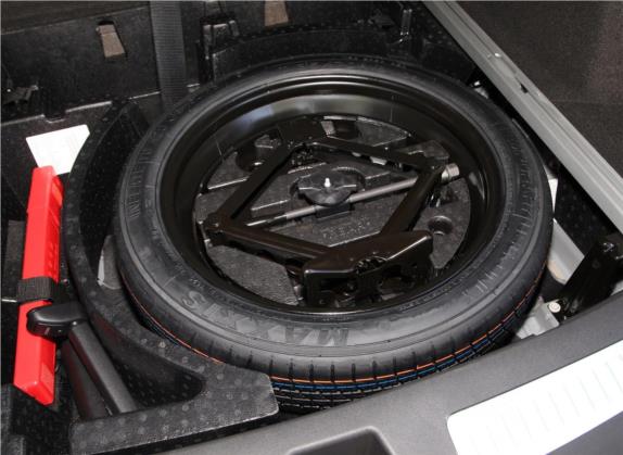 凯迪拉克XT5 2020款 改款 28T 四驱领先运动型 其他细节类   备胎