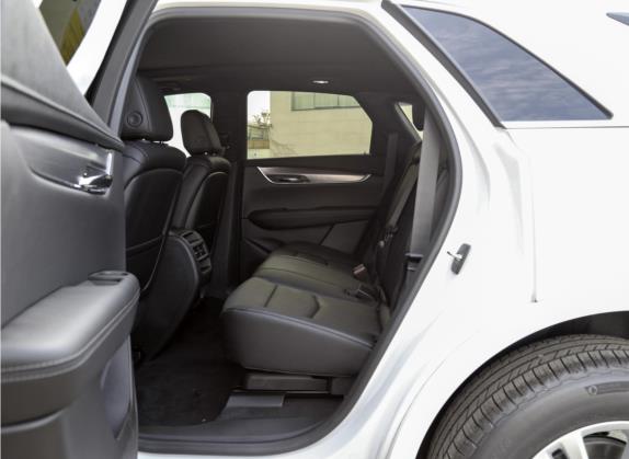 凯迪拉克XT5 2021款 28T 四驱技术型 车厢座椅   后排空间