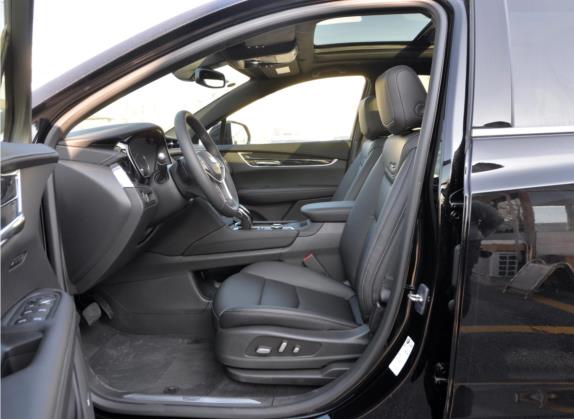 凯迪拉克XT5 2021款 28T 豪华型 车厢座椅   前排空间