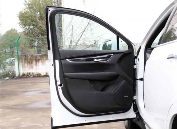 凯迪拉克XT5 2021款 2.0T 两驱豪华型 车厢座椅   前门板