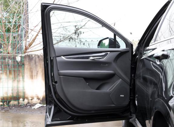 凯迪拉克XT5 2021款 2.0T 四驱豪华型 车厢座椅   前门板