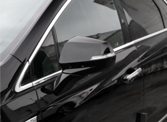 凯迪拉克XT5 2021款 2.0T 四驱豪华型 外观细节类   外后视镜