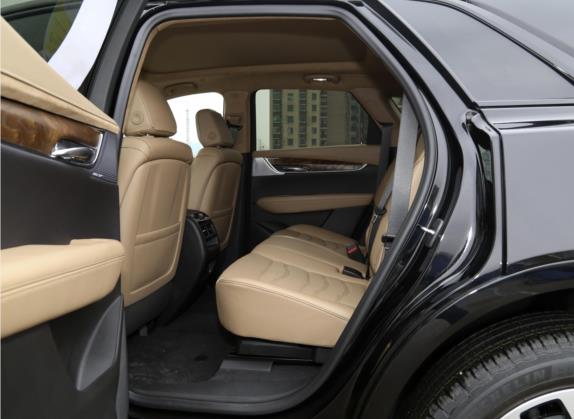 凯迪拉克XT5 2021款 2.0T 四驱铂金型 车厢座椅   后排空间