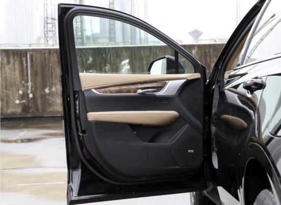 凯迪拉克XT5 2021款 2.0T 四驱铂金型 车厢座椅   前门板