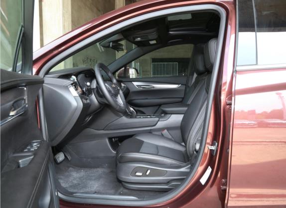 凯迪拉克XT5 2022款 2.0T 两驱风尚型 车厢座椅   前排空间