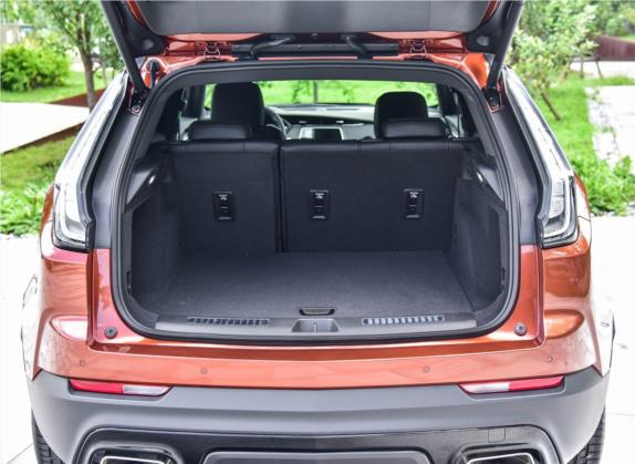 凯迪拉克XT4 2018款 28T 四驱铂金运动版 车厢座椅   后备厢