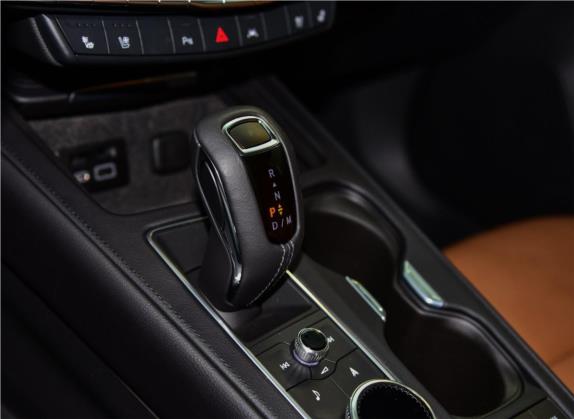 凯迪拉克XT4 2018款 28T 四驱铂金版 中控类   挡把