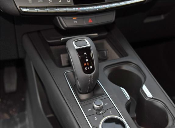 凯迪拉克XT4 2018款 28T 两驱技术型 中控类   挡把