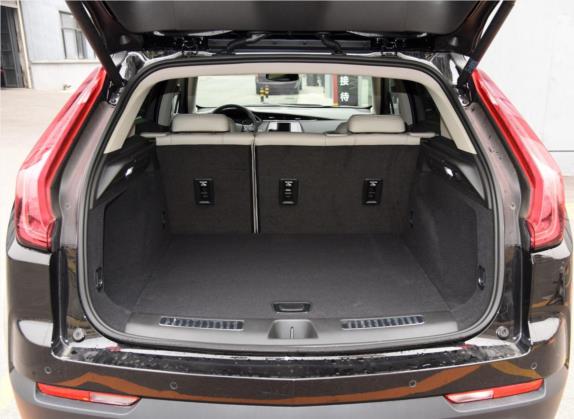 凯迪拉克XT4 2018款 28T 两驱豪华型 车厢座椅   后备厢