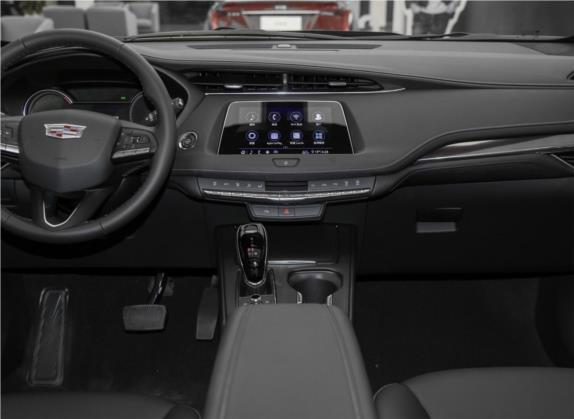 凯迪拉克XT4 2020款 28T 两驱技术型 中控类   中控台