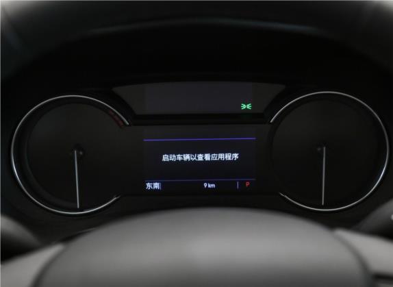 凯迪拉克XT4 2020款 28T 两驱技术型 中控类   仪表盘