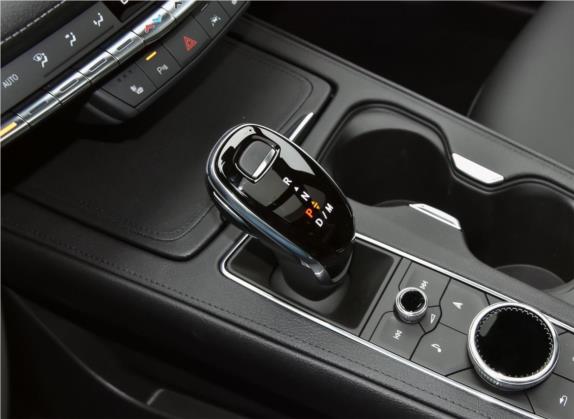 凯迪拉克XT4 2020款 28T 四驱领先型 中控类   挡把