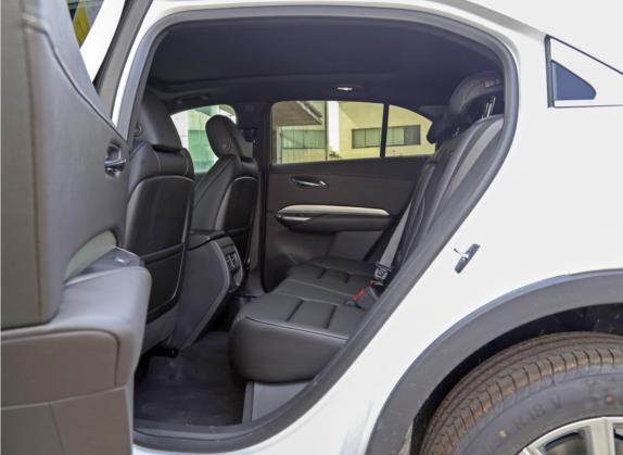 凯迪拉克XT4 2020款 改款 28T 两驱豪华型 车厢座椅   后排空间