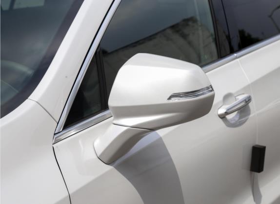凯迪拉克XT4 2020款 改款 28T 两驱豪华型 外观细节类   外后视镜
