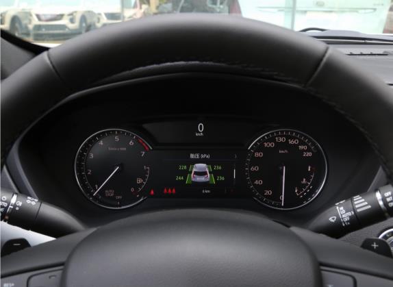 凯迪拉克XT4 2020款 改款 28T 两驱豪华型 中控类   仪表盘
