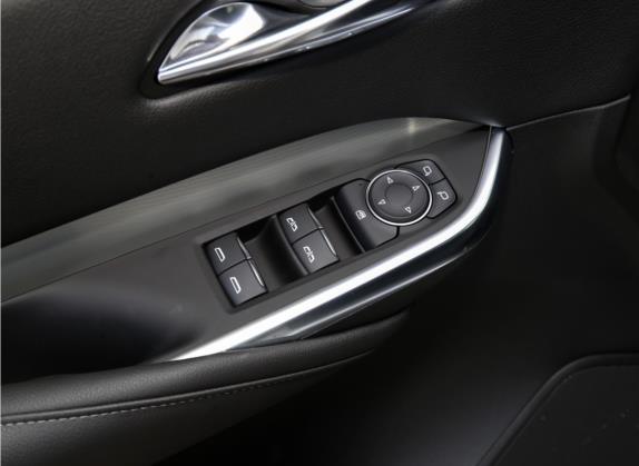 凯迪拉克XT4 2020款 改款 28T 两驱豪华型 车厢座椅   门窗控制