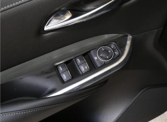 凯迪拉克XT4 2020款 改款 28T 四驱领先型 车厢座椅   门窗控制