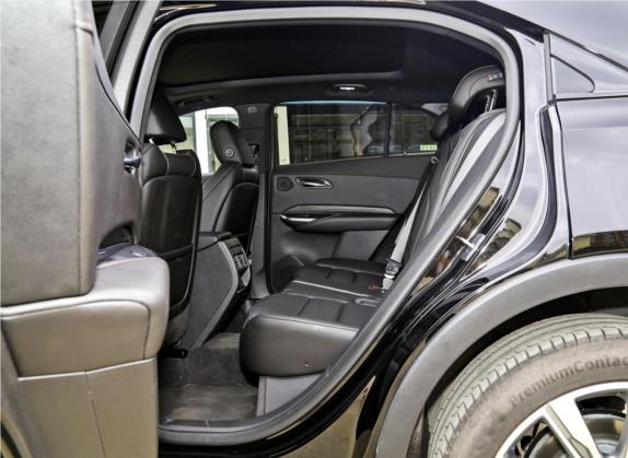 凯迪拉克XT4 2020款 改款 28T 四驱铂金运动版 车厢座椅   后排空间