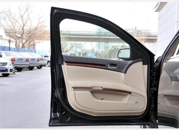 SLS赛威 2010款 3.0L 精英型 车厢座椅   前门板